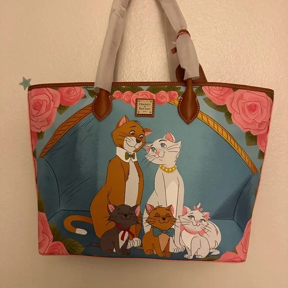 Dooney & Bourke Disney Aristocats purse - Picture 1 of 7